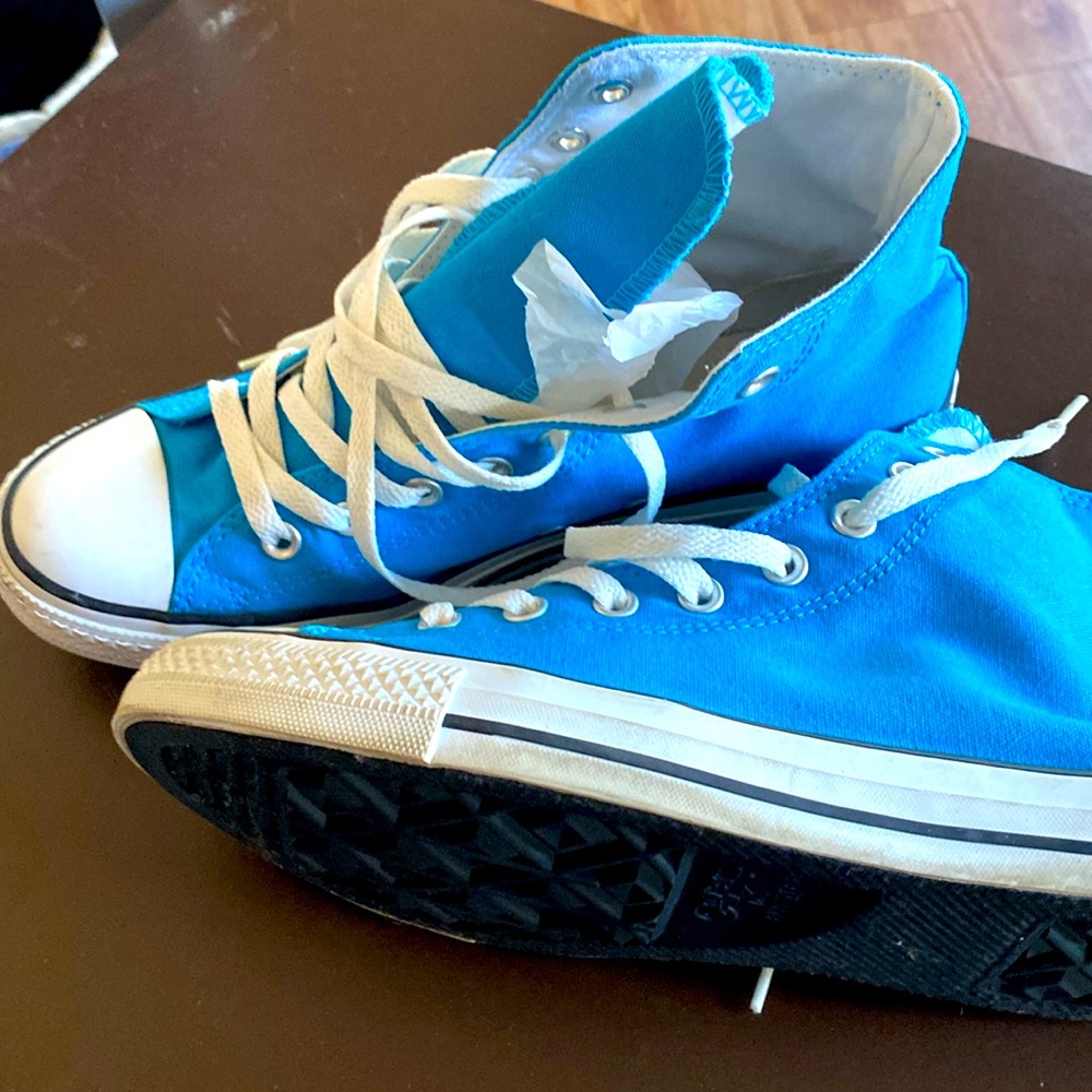 Carolina Blue High top Converse